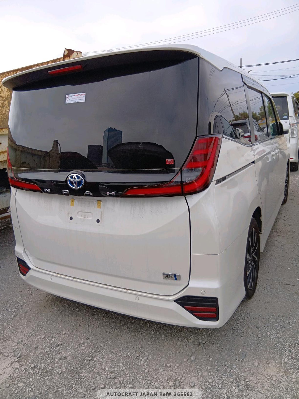 Toyota Noah HV 2023 - Pearl