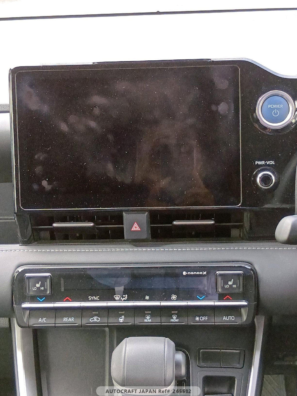 Toyota Noah HV 2023 - Pearl