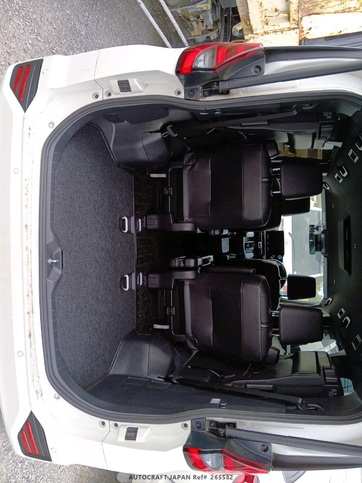 Toyota Noah HV 2023 - Pearl