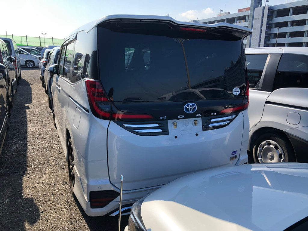 Toyota Noah HV 2023 - Pearl